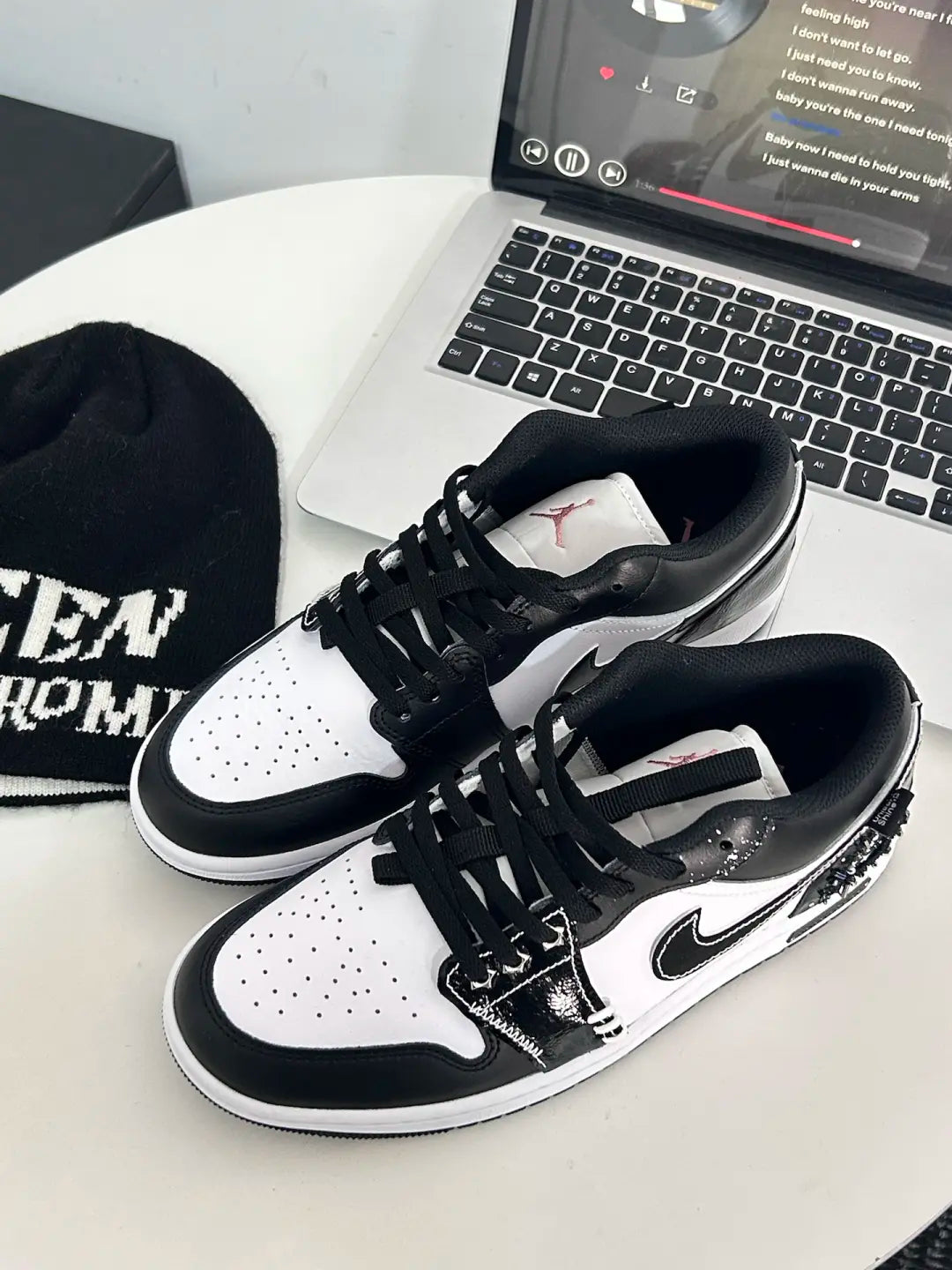 [Custom Sparkling Starlight] Jordan Air Jordan 1 Low Top Unisex Skateboarding Shoes