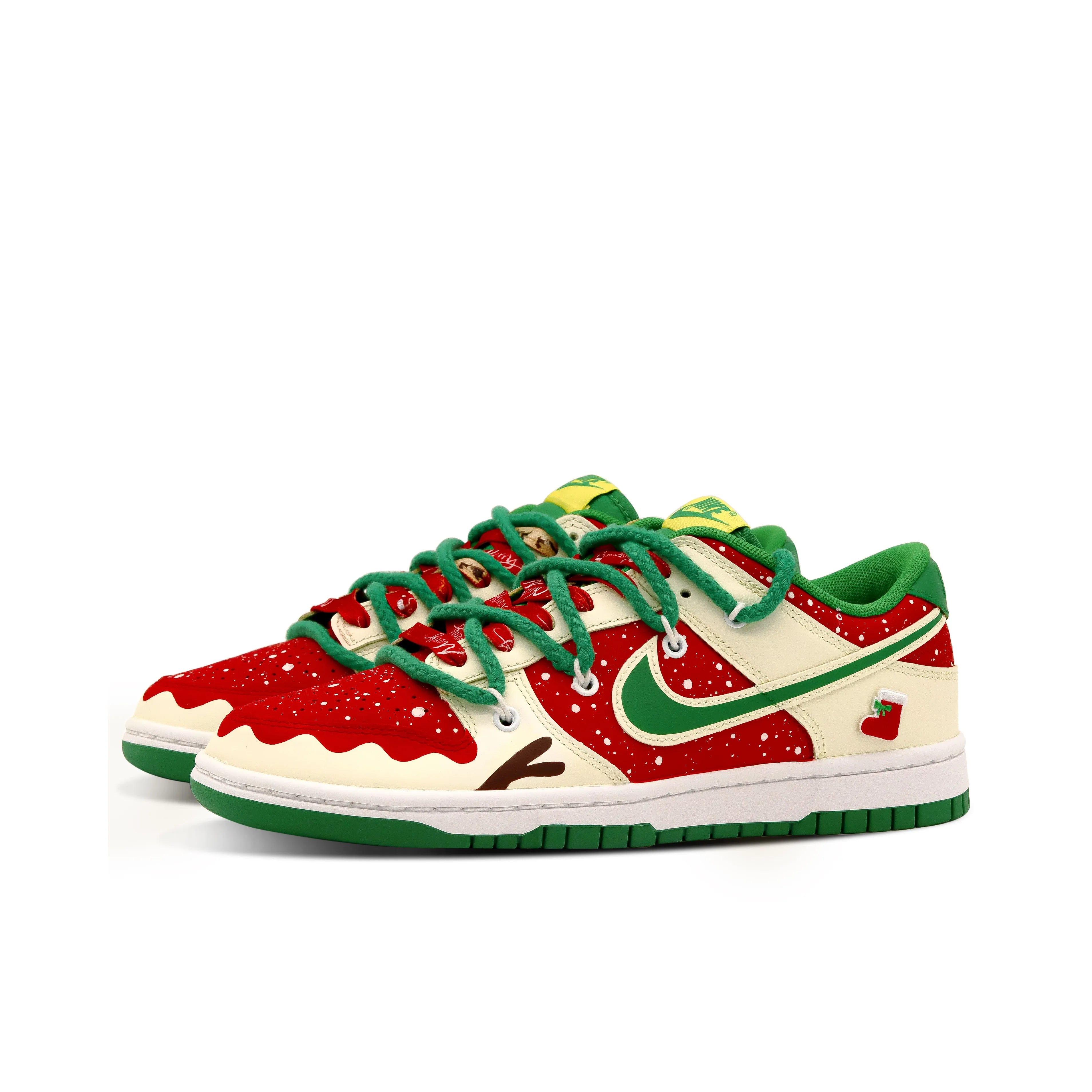 [Custom Christmas Reindeer] Dunk Women's Skateboarding Shoes Low-top