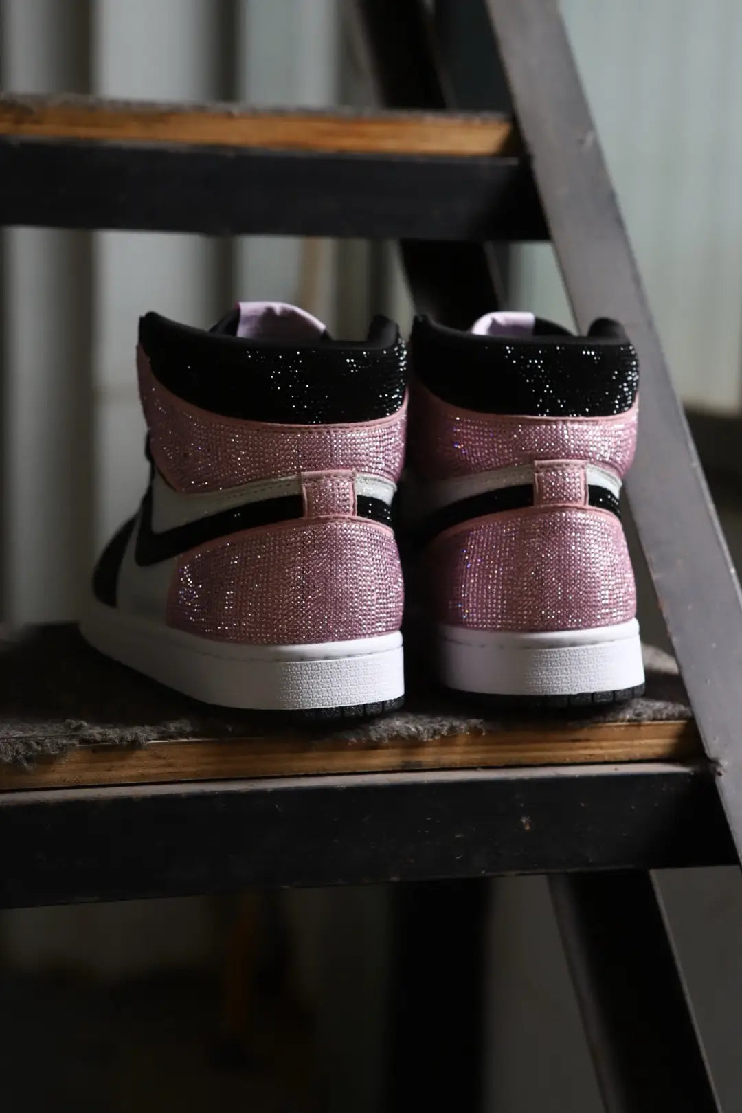 [Custom Pink&Black - Full Diamond] Air Jordan 1 Mid - Top Skateboarding Shoes Unisex