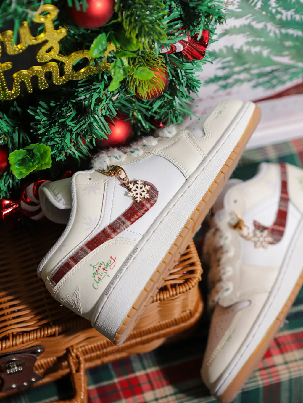 [Custom Winter Melody] Jordan Air Jordan 1 Low Top Unisex Skateboarding Shoes