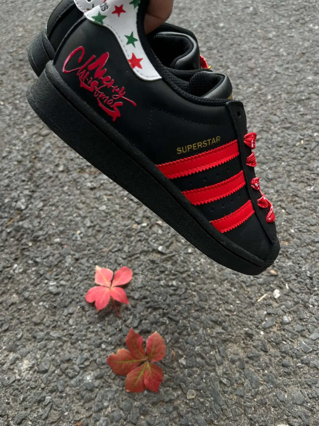 [Custom Gingerbread Stroll] originals SUPERSTAR Low Top Unisex Skate Shoes Christmas Collection